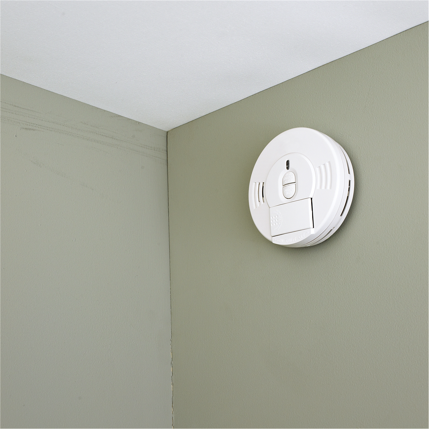 slide 3 of 4, 3M Scotch Extremely Strong Fasteners, 12 ct