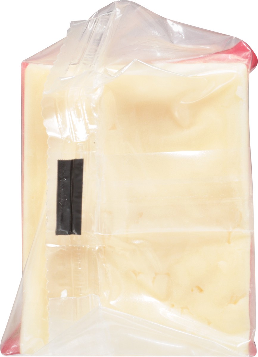 slide 3 of 9, Darigold Sharp White Cheddar Cheese 24 oz, 24 oz