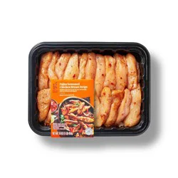 Fajita Seasoned Chicken Breast Strips Meal Kit - 16oz - Serves 2 - Good & Gather™