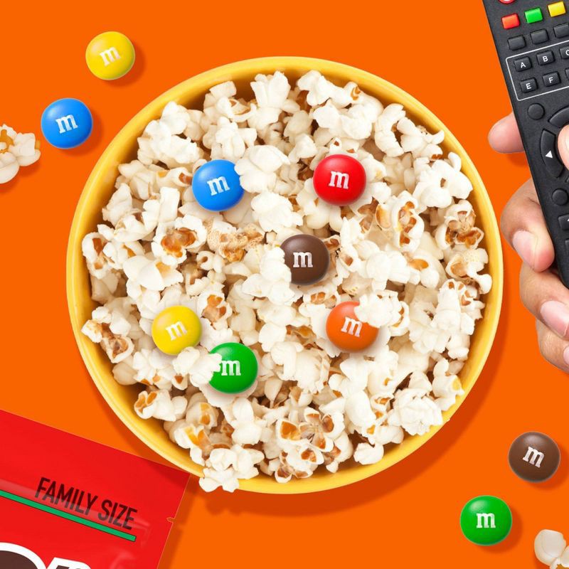 slide 5 of 10, M&M's Peanut Butter Family Size Chocolate Candy - 17.2oz, 17.2 oz