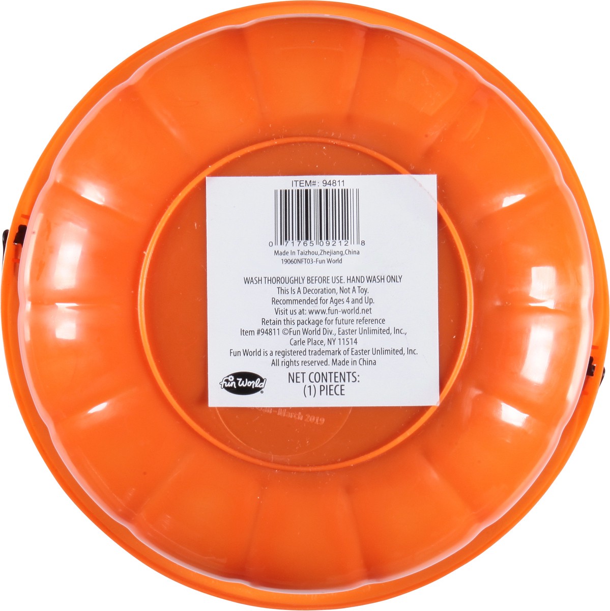 slide 2 of 9, Fun World Trick Or Treat Bucket, 1 ct