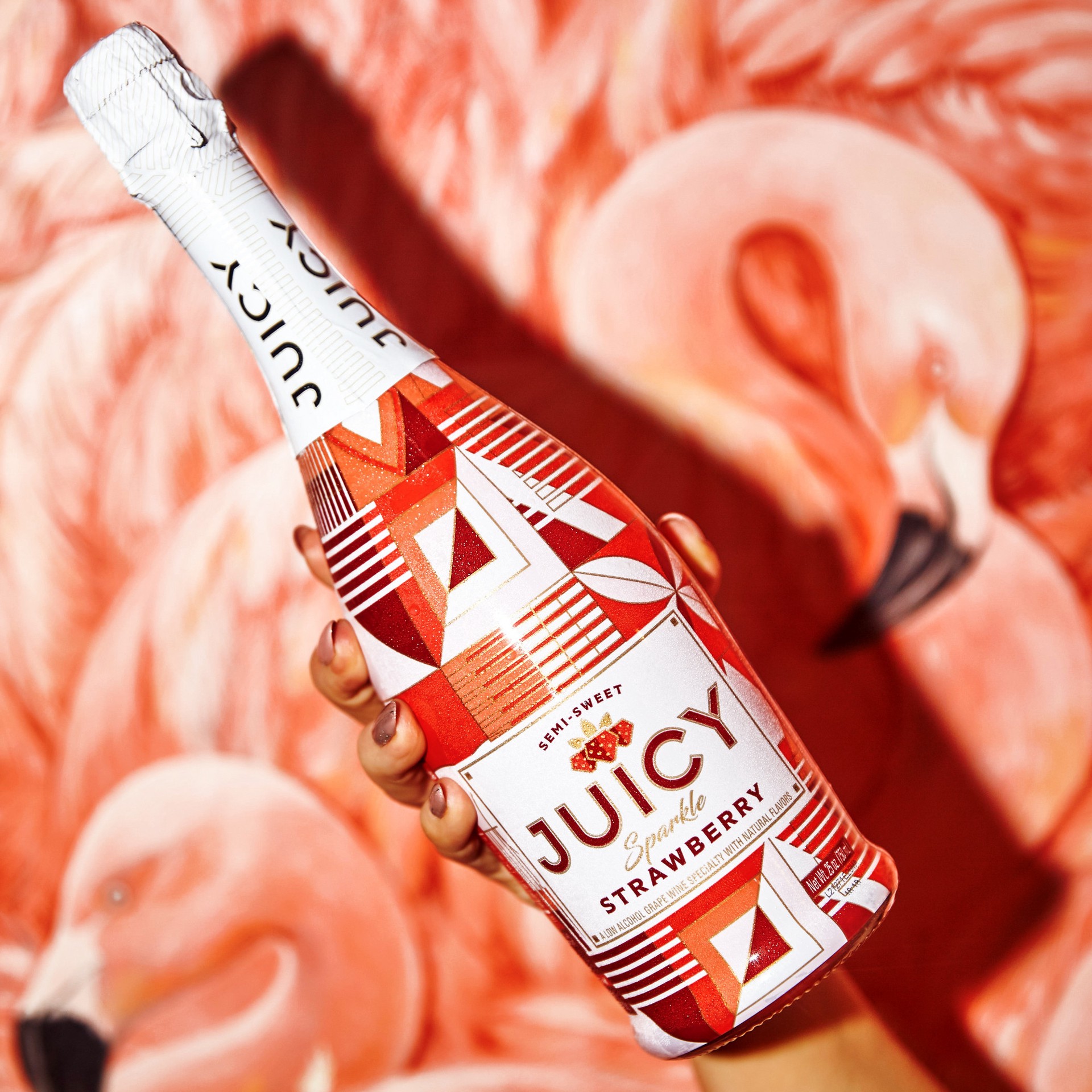 slide 5 of 7, Juicy Sparkle Strawberry Sparkling White Wine 750 ml, 750 ml