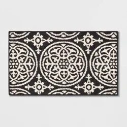1'8"x2'10" Washable Medallion Tufted And Hooked Accent Rug Gray - Threshold™: Skid-Resistant, Low Pile, Indoor Use