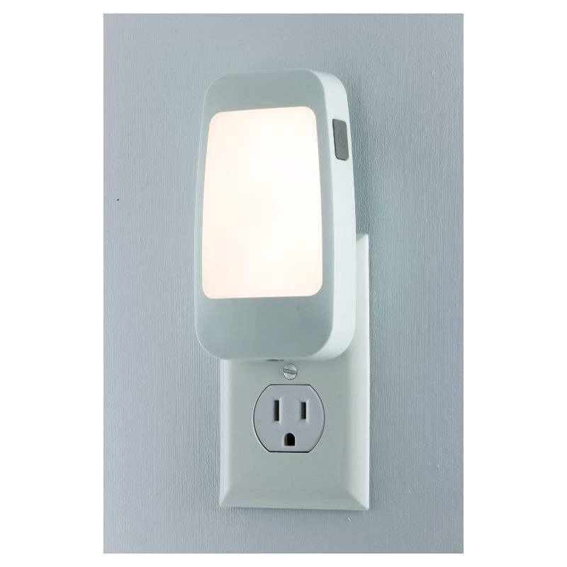 slide 10 of 11, General Electric GE 4in1 Power Failure LED Night Light, 1 ct