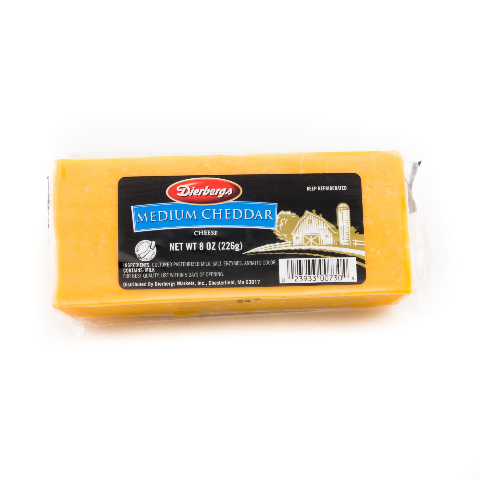 slide 1 of 1, Dierbergs Medium Cheddar Chunk Cheese, 8 oz