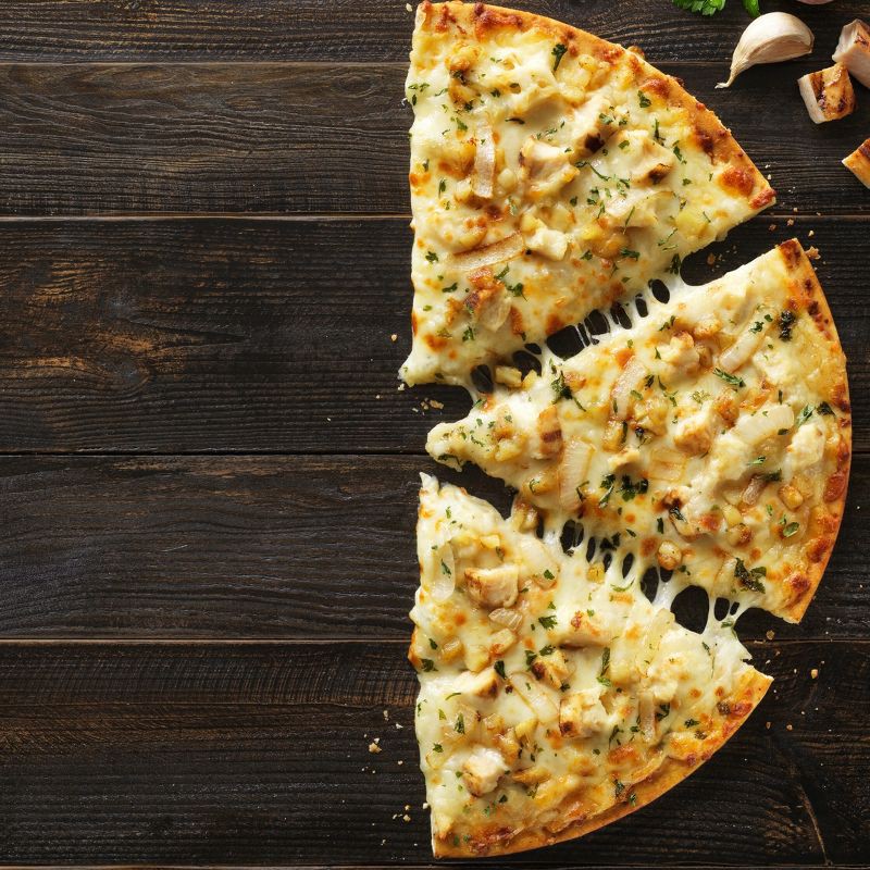 slide 2 of 10, California Pizza Kitchen Garlic Chicken Frozen Thin Crust Pizza - 13.5oz, 13.5 oz