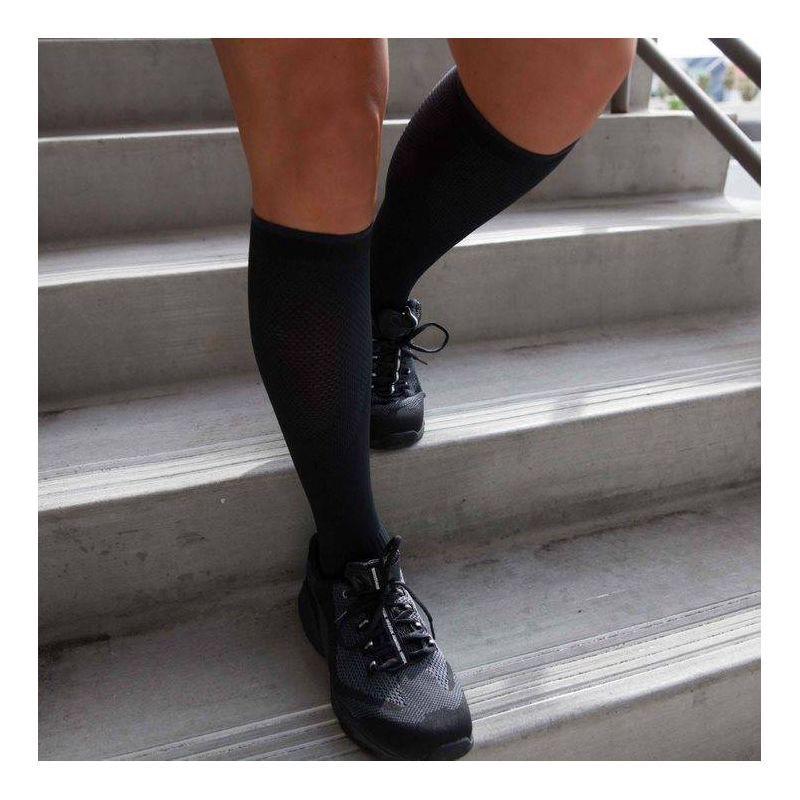 slide 4 of 4, Copper Fit Compression Socks - S/M, 1 ct