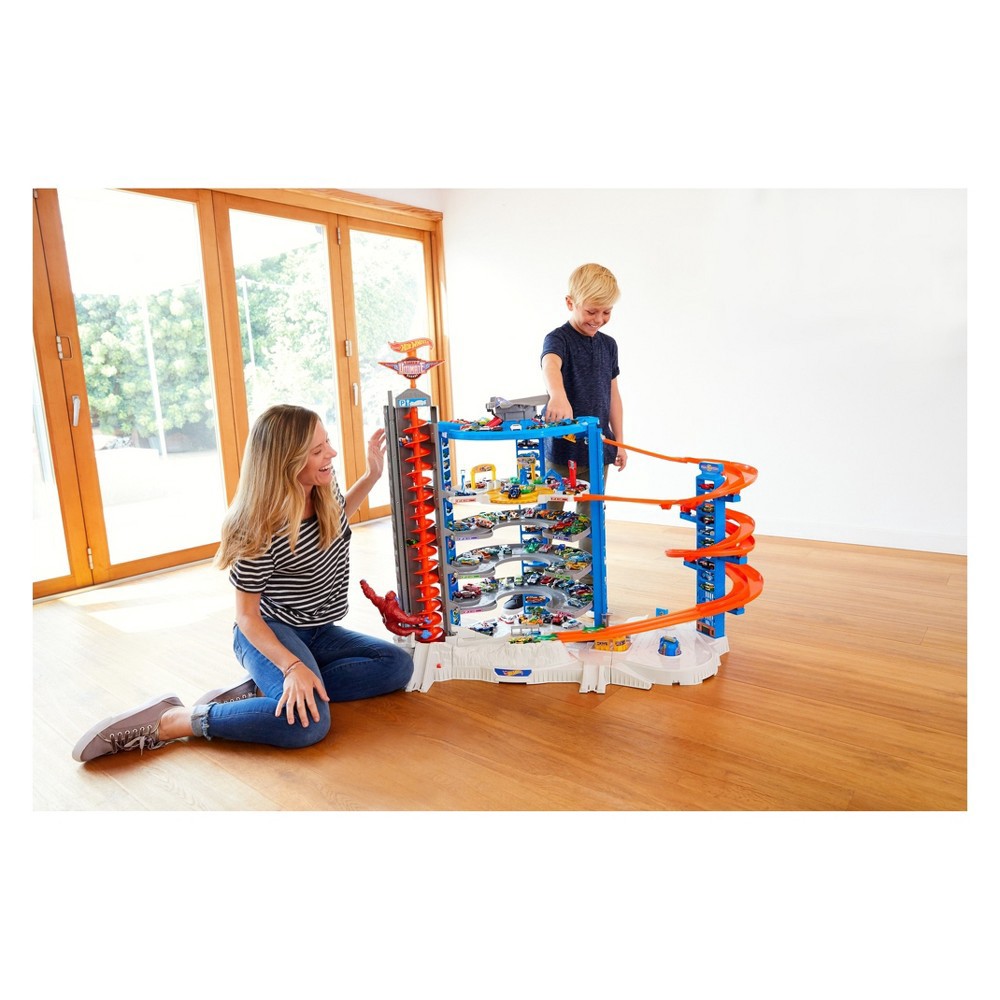 slide 14 of 14, Hot Wheels Super Ultimate Garage Playset, 1 ct