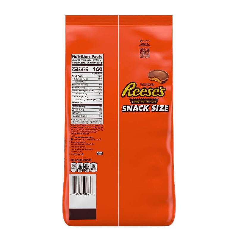 slide 4 of 7, Reese's Milk Chocolate Peanut Butter Cups Snack Size Candy - 33oz, 33 oz