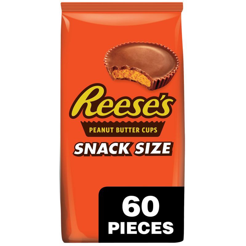 slide 1 of 7, Reese's Milk Chocolate Peanut Butter Cups Snack Size Candy - 33oz, 33 oz