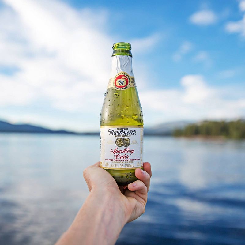 slide 3 of 6, Martinelli's Sparkling Cider - 4pk/8.4 fl oz Mini Glass Bottles, 4 ct; 8.4 fl oz