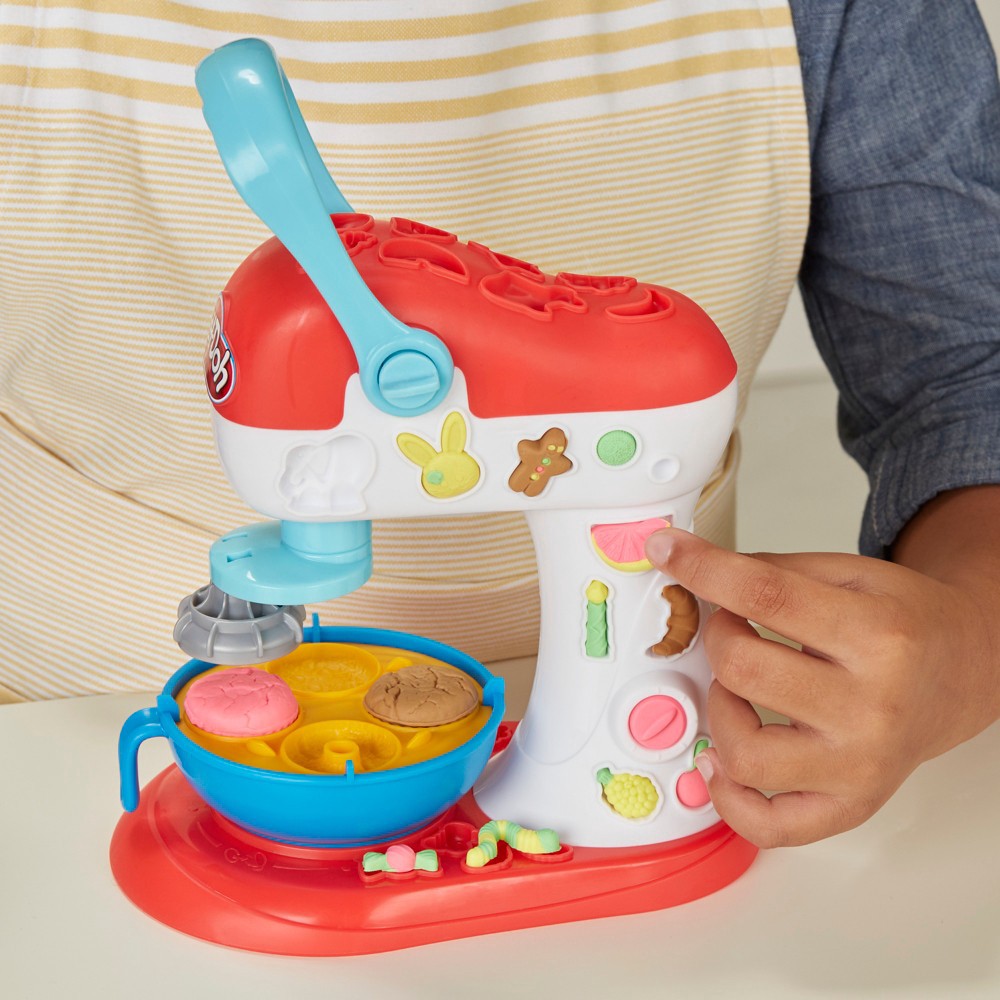 slide 8 of 11, Play-Doh Kitchen Creations Spinning Treats Mixer, 1 ct