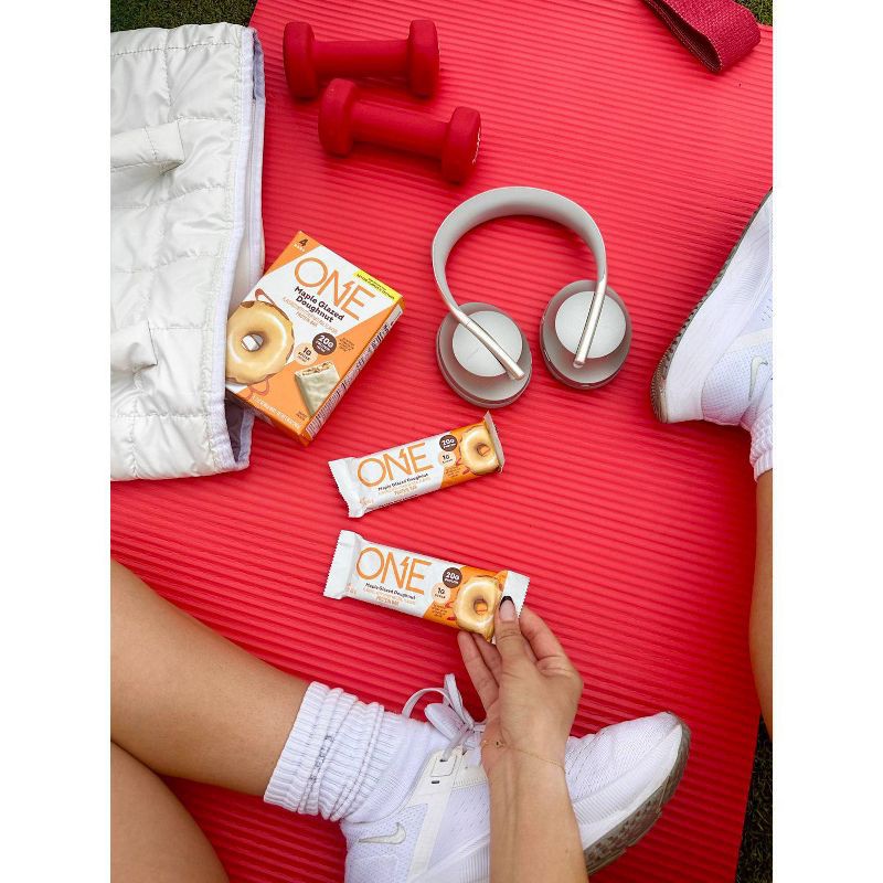 slide 8 of 9, ONE Bar Protein Bar - Maple Glazed Doughnut - 4ct, 4 ct