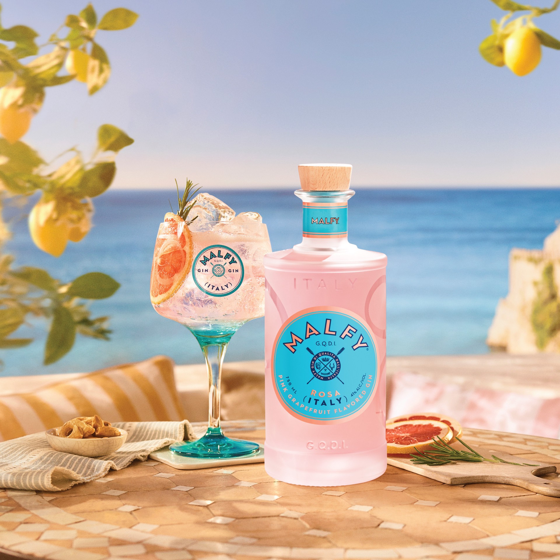 Malfy Italy Rosa Pink Grapefruit Gin 750 ml 750 ml