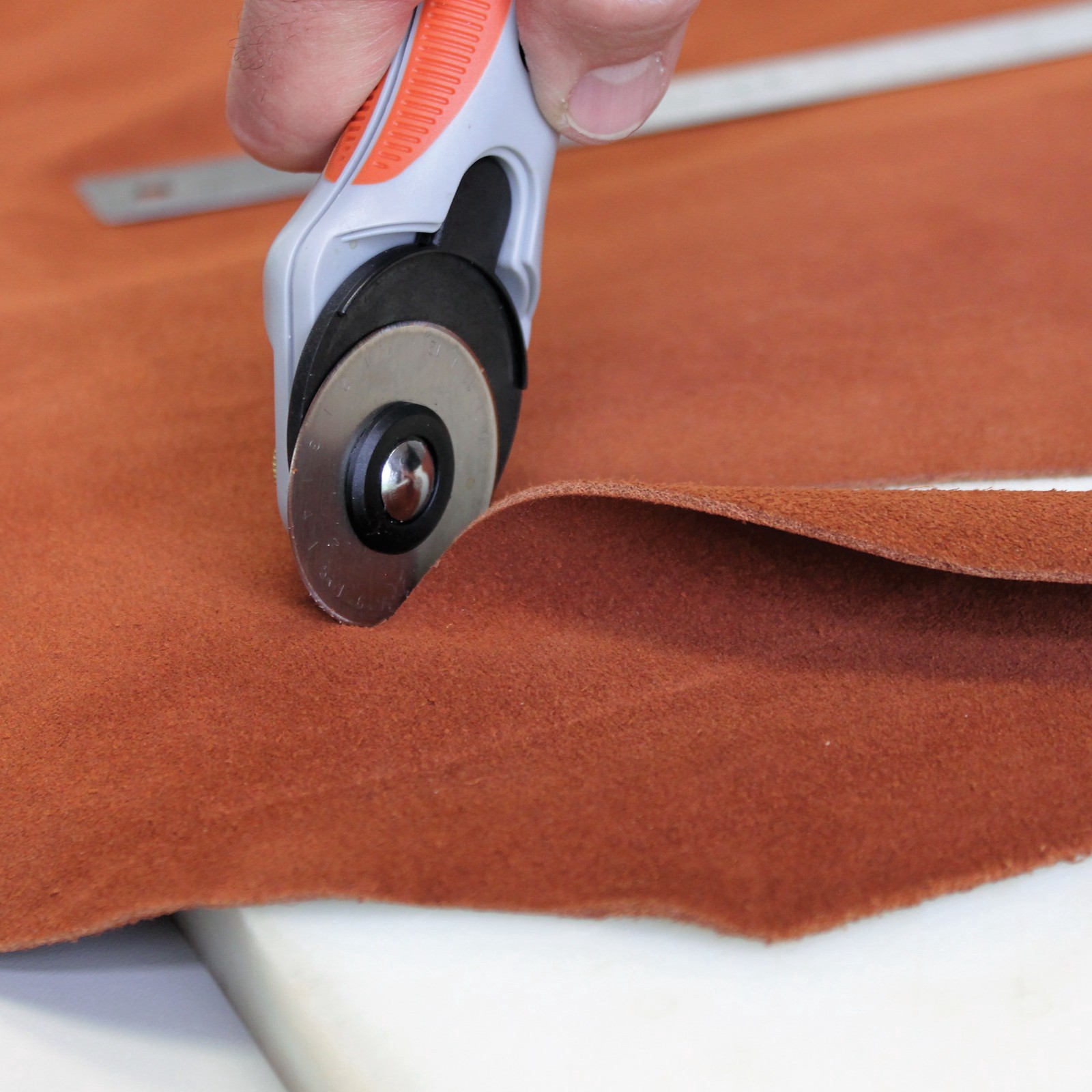 slide 3 of 5, Rotary Cutter By Artminds, 1 ct