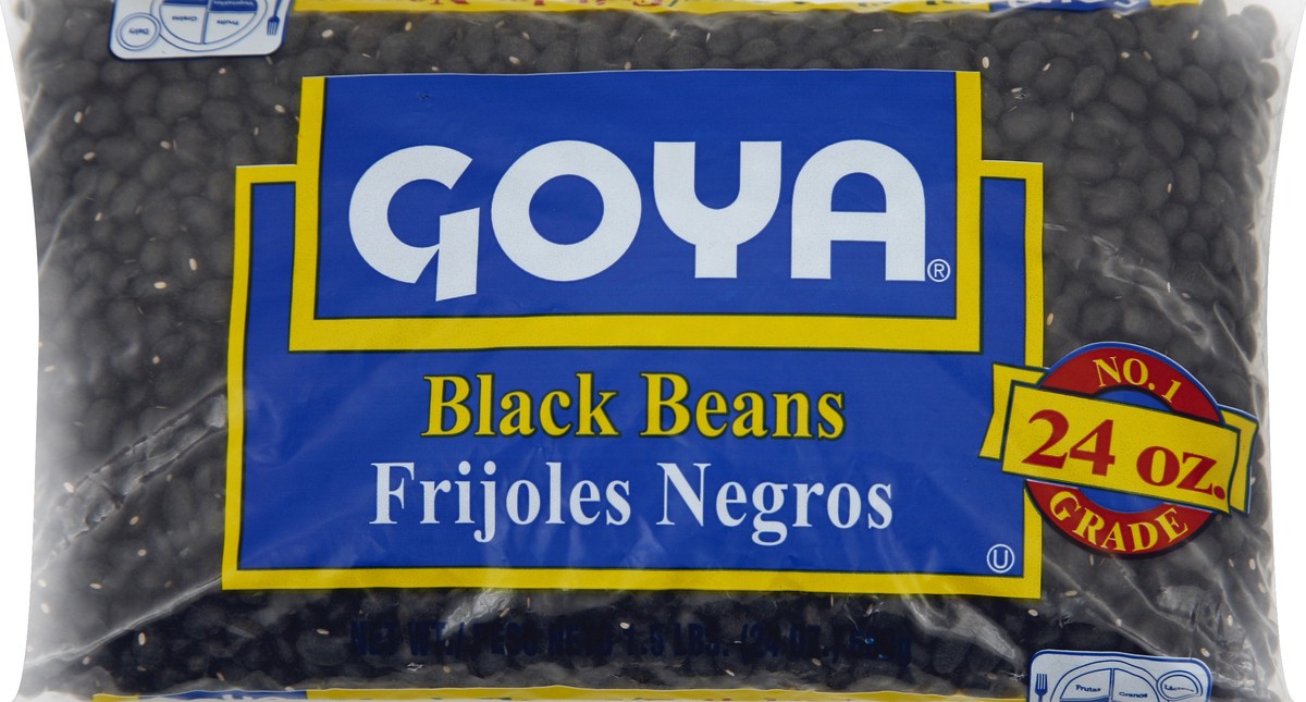 slide 1 of 1, Goya Black Beans 24 oz, 24 oz