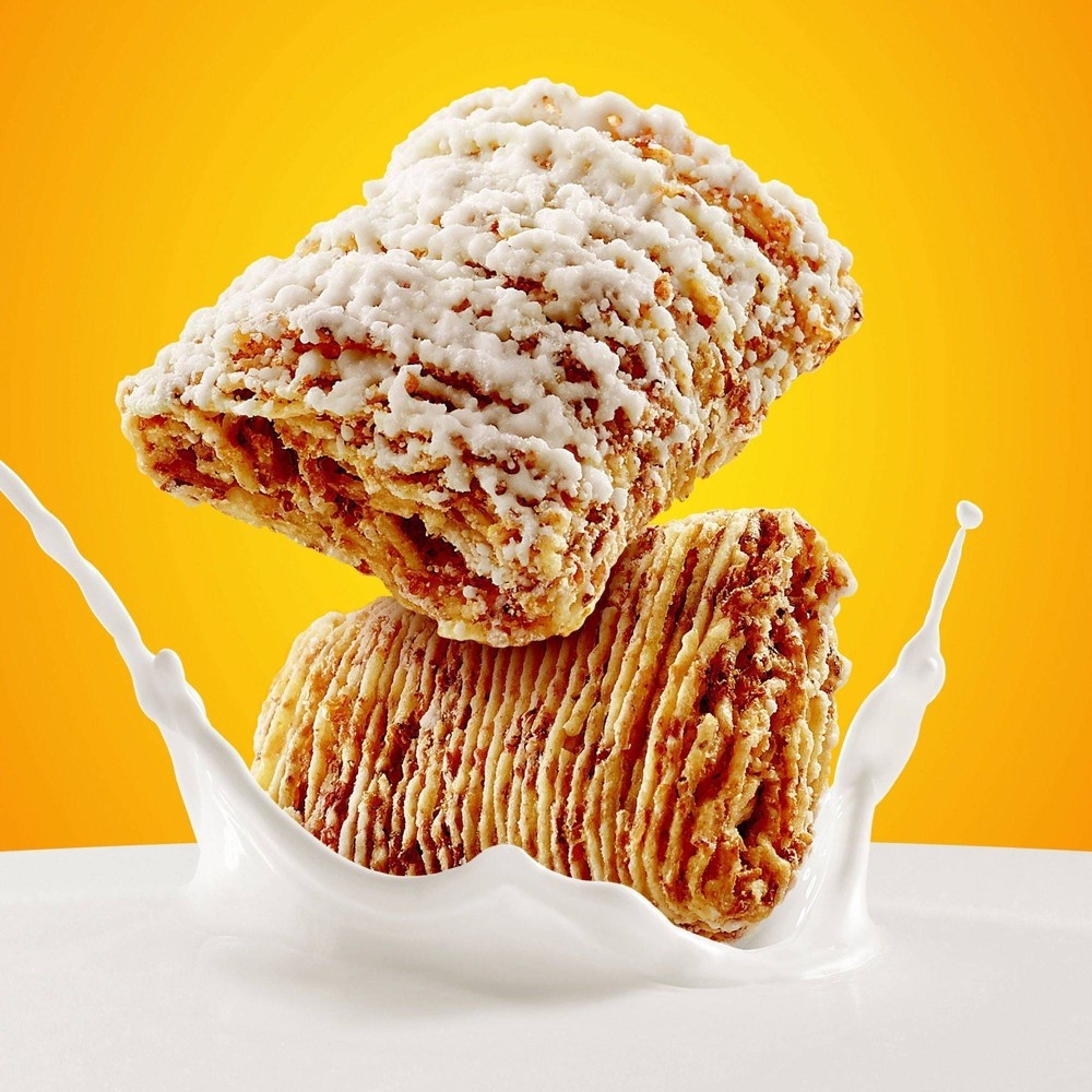 slide 8 of 11, Frosted Mini-Wheats Frosted Mini Wheats Original Breakfast Cereal - Kellogg's, 32 oz
