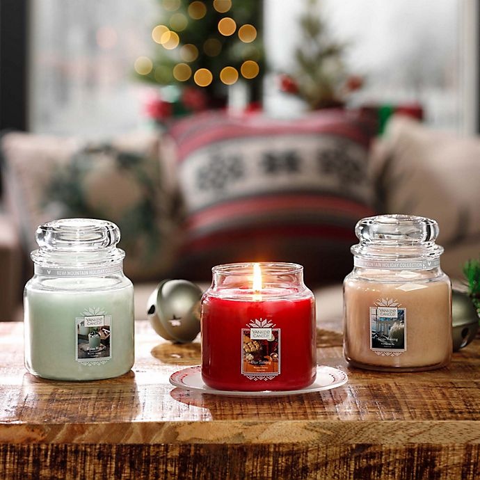 Yankee Candle Housewarmers After Sledding Medium Classic Jar Candle 1