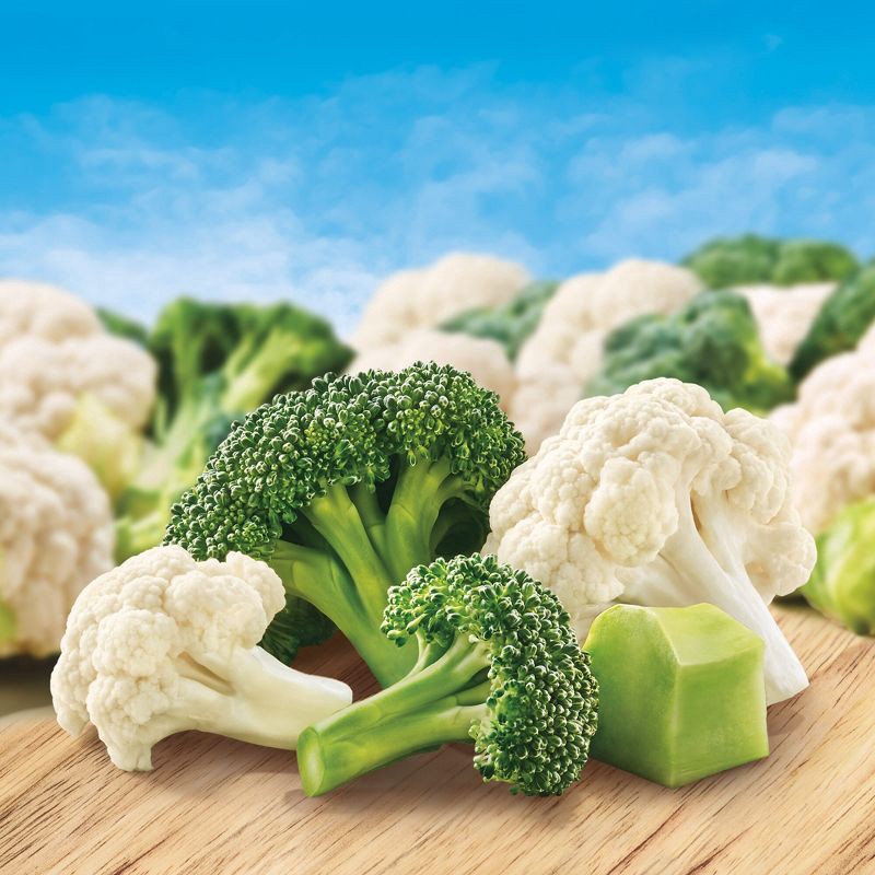 slide 2 of 5, Birds Eye Steamfresh Frozen Broccoli & Cauliflower - 10.8oz, 10.8 oz