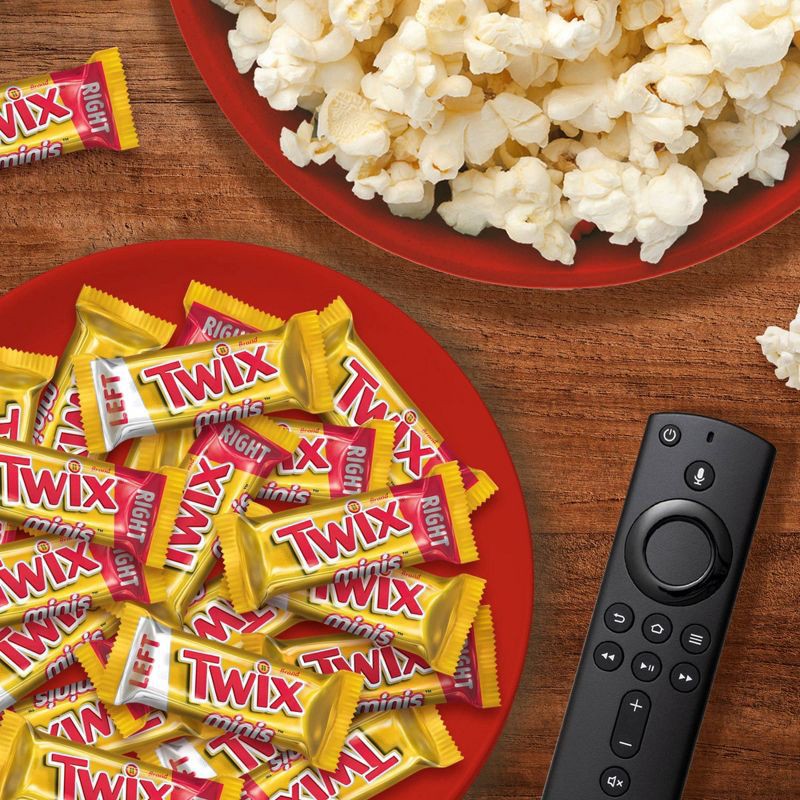 slide 7 of 19, Twix Caramel Cookie Chocolate Candy Bar, Sharing Size - 9.7oz, 9.7 oz