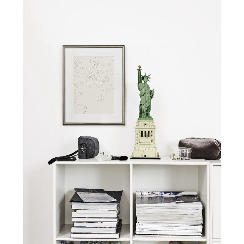 slide 4 of 7, LEGO Architecture Statue of Liberty Model Building Set 21042, 1 ct