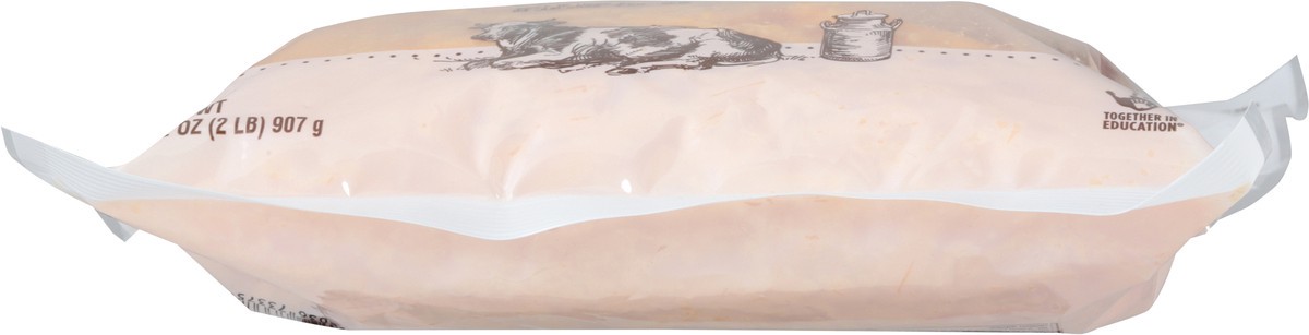 slide 2 of 9, Harris Teeter Wisconsin Sharp Thick Shred, 1 ct