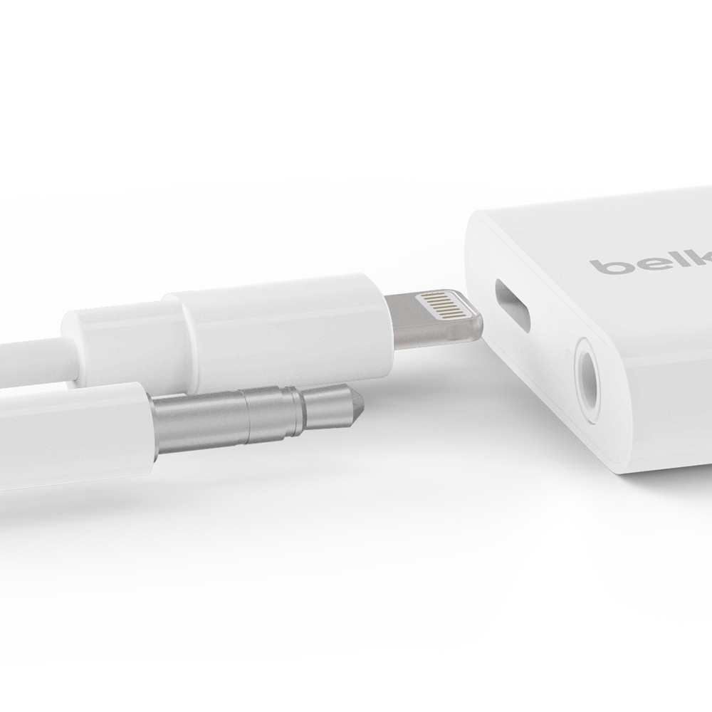 slide 4 of 5, Belkin 3.5mm Audio + Charge RockStar Adapter - White, 1 ct