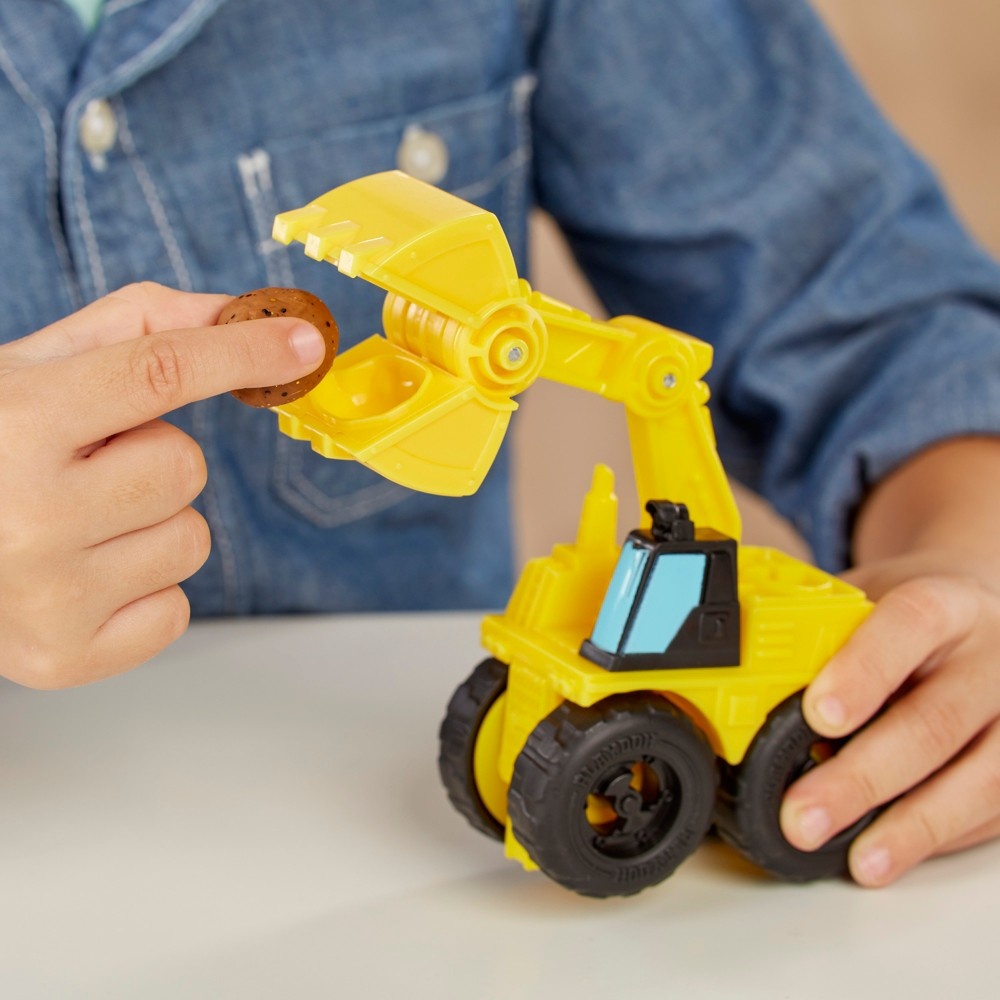 slide 3 of 8, Play-Doh Wheels Excavator and Loader Toy Construction Trucks, 1 ct