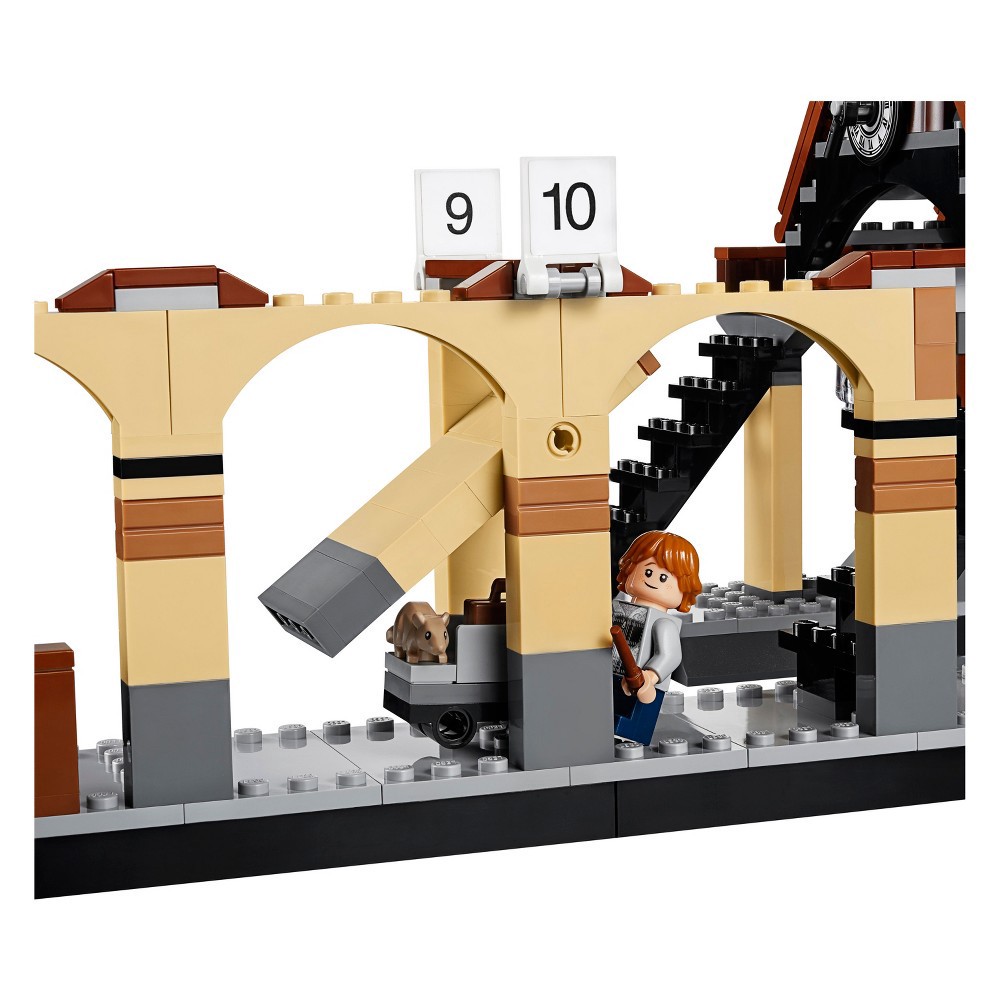 slide 9 of 10, LEGO Harry Potter Hogwarts Express Train Set with Harry Potter Minifigures and Toy Bridge 75955, 1 ct
