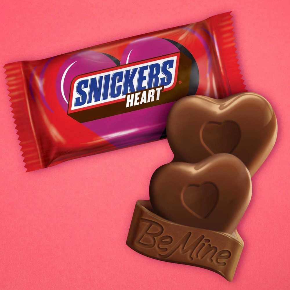 slide 2 of 8, Snickers Valentine's Heart, 1.1 oz