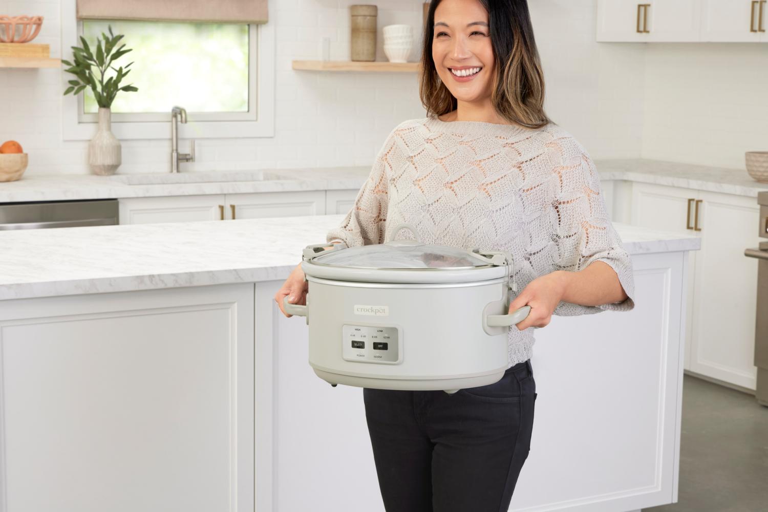 slide 2 of 5, Crock-Pot CrockpotGo Electric Lunch Box, 31 oz