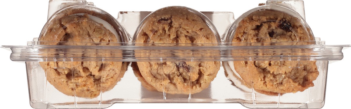 slide 7 of 7, Our Specialty Sweet Middles Oatmeal Raisin Crisp Mini Desserts 15.5 oz. Clamshell, 1 ct