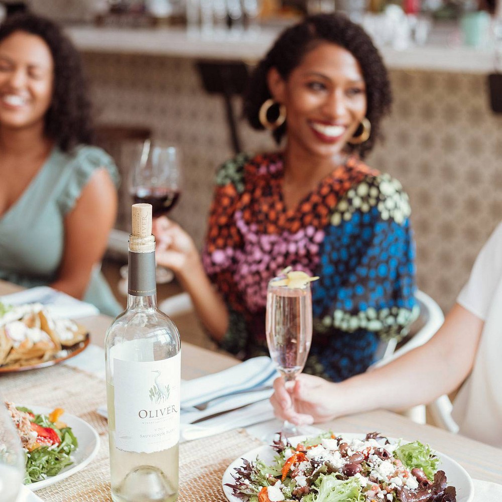 slide 4 of 4, Oliver Sauvignon Blanc - 750ml Bottle, 750 ml