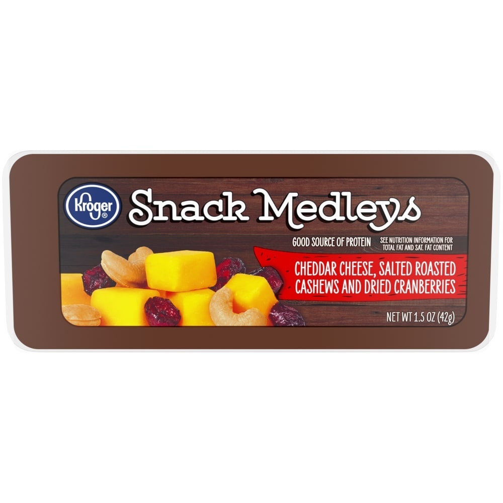 slide 1 of 1, Kroger Cheddar Cheese Cranberry & Cashew Snack Medleys, 1.5 oz