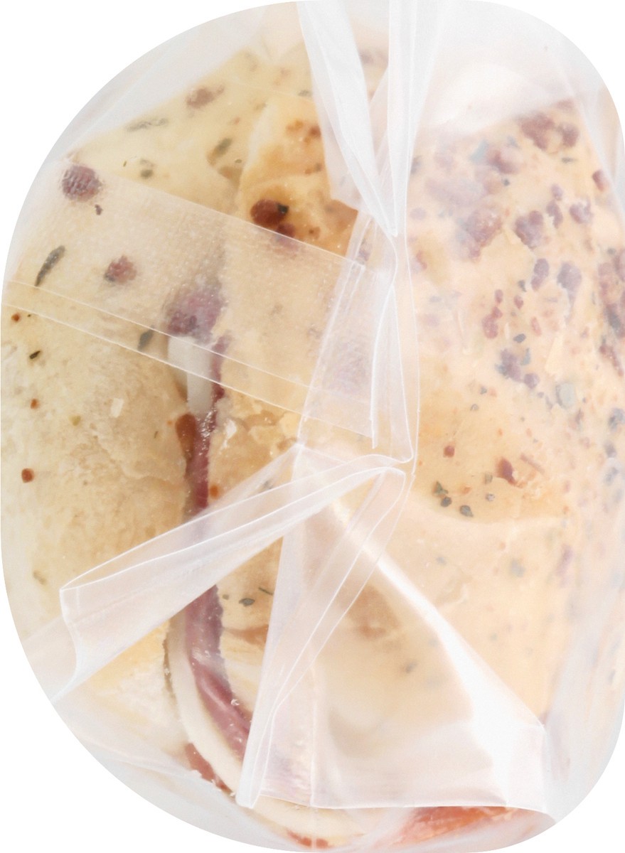 slide 7 of 10, Market Sandwich Artisan Style Italian Style Sub Sandwich 7.9 oz, 7.9 oz