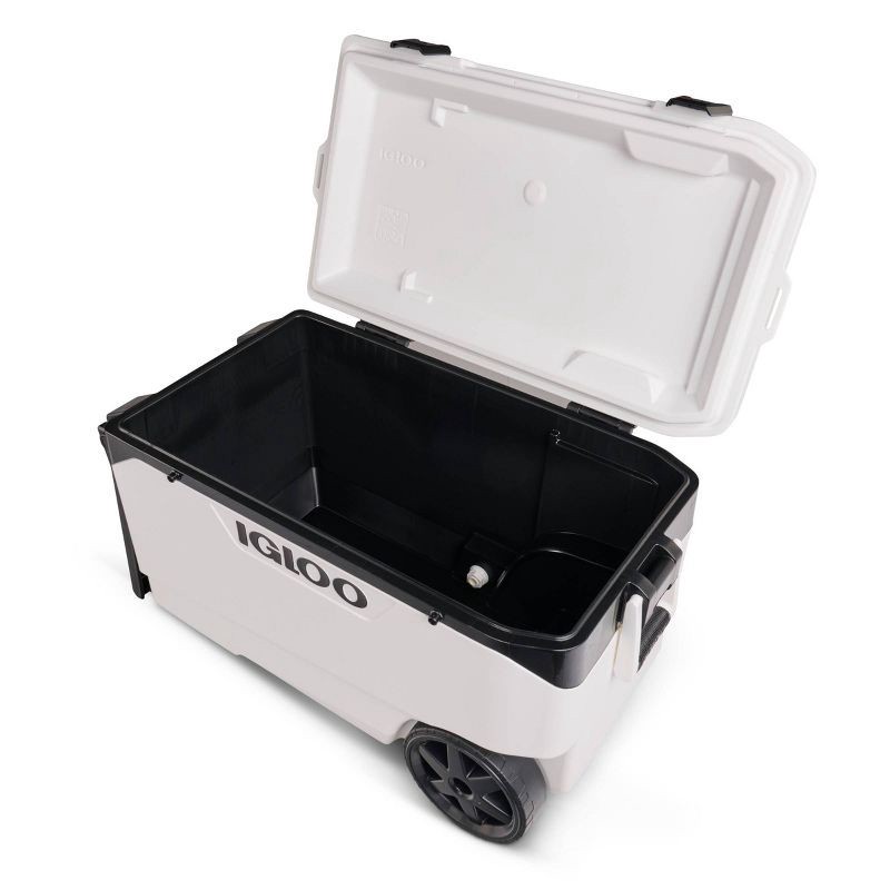 Igloo Flip And Tow 90qt Roller Cooler - White : Target