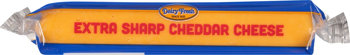 slide 2 of 9, Dairy Fresh Chunk Cheese, 8 oz