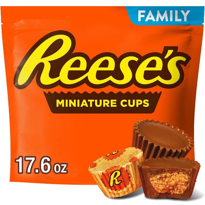 slide 1 of 6, Reese's Miniatures Milk Chocolate Peanut Butter Cups Candy - 17.6oz, 17.6 oz