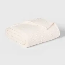 Twin/Twin XL Faux Shearling Bed Blanket White - Room Essentials™