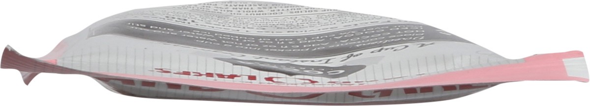 slide 9 of 9, Land O'Lakes Cocoa Classics Premium Quality Strawberry & Creme White Chocolate Cocoa Mix - 1.25 oz, 1.25 oz