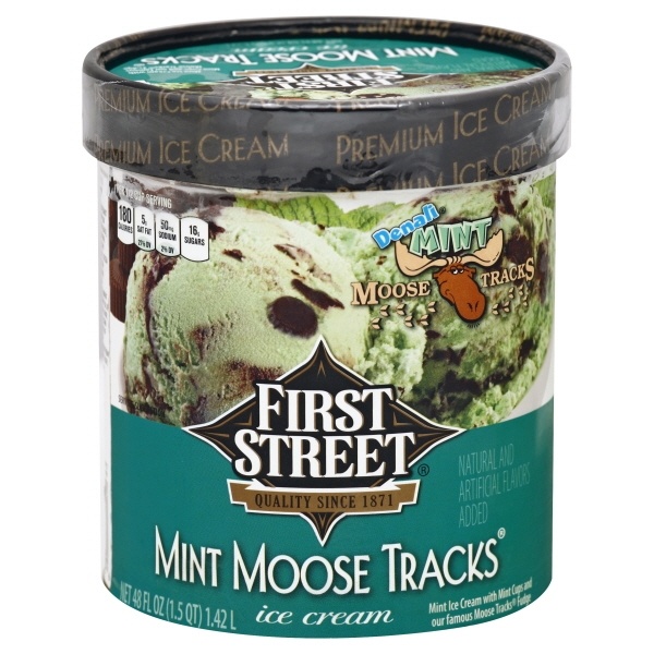 slide 1 of 1, First Street Mint Moose Tracks Ice Cream, 48 oz