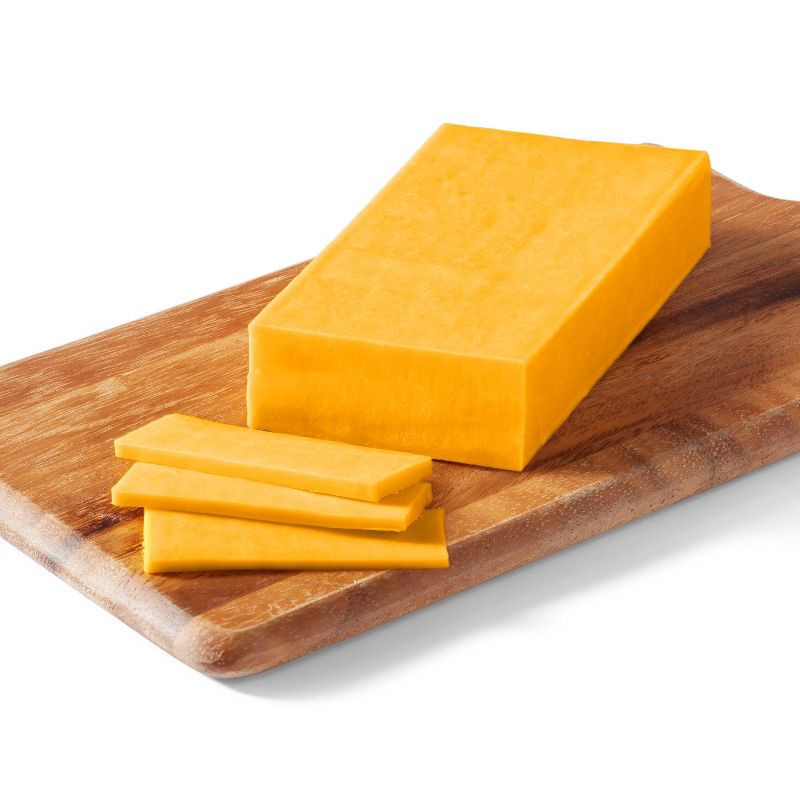 slide 3 of 3, Sharp Cheddar Cheese - 16oz - Good & Gather™, 16 oz