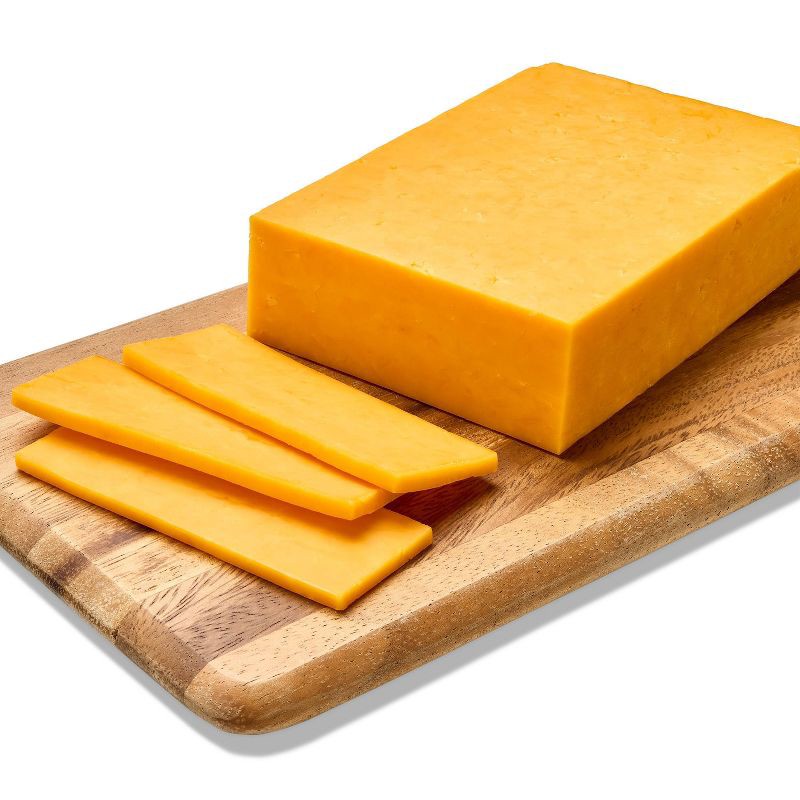 slide 2 of 3, Medium Cheddar Cheese - 16oz - Good & Gather™, 16 oz