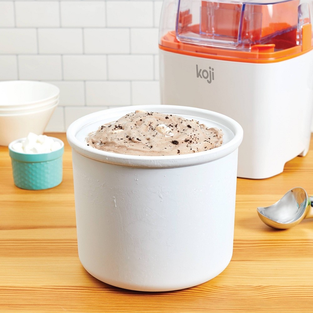 Koji Electric Freezer Bowl Ice Cream Maker 1.5 Quart S1853