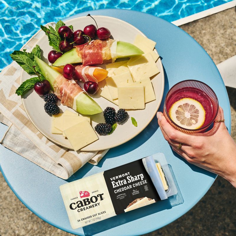 slide 3 of 8, Cabot Creamery Extra Sharp Cheddar Cheese Cracker Cuts - 7oz, 7 oz