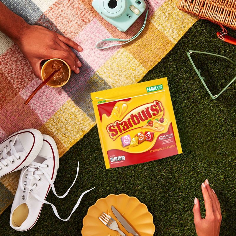 slide 6 of 11, Starburst Original Fruit Chewy Candies Family Size Candy Bag - 27.5oz, 27.5 oz