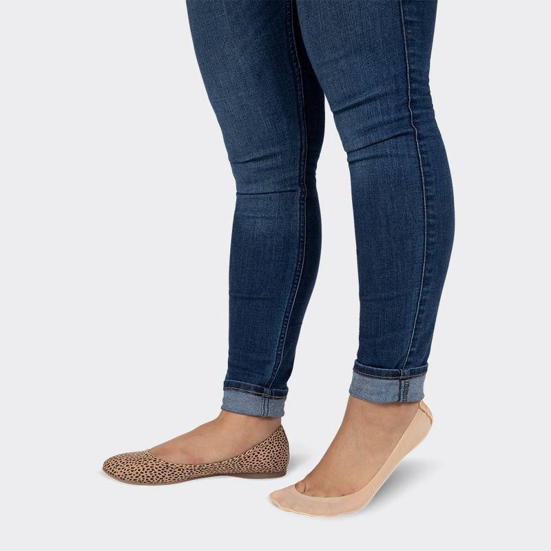 slide 3 of 6, Peds Women's Cushion Heel 2pk Liner Socks - Beige Nude 5-10: No Show, Hidden Gel Grip, Stretch Knit, 2 ct