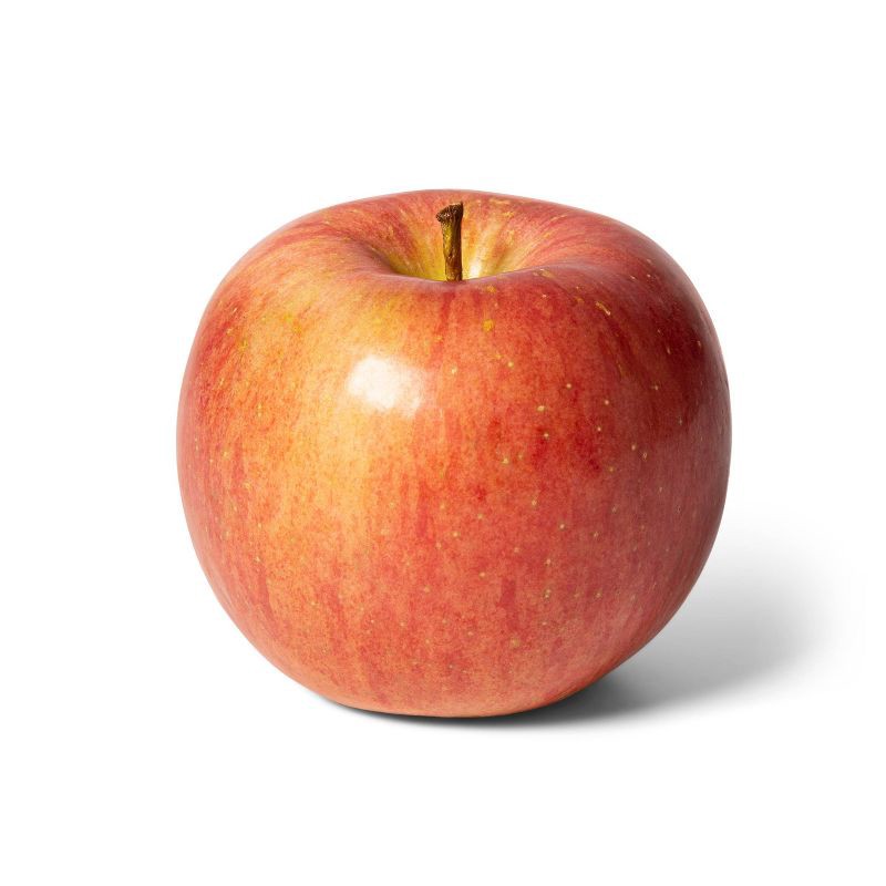 slide 2 of 5, Fresh Fuji Apples - 3lb Bag - Good & Gather™, 3 lb