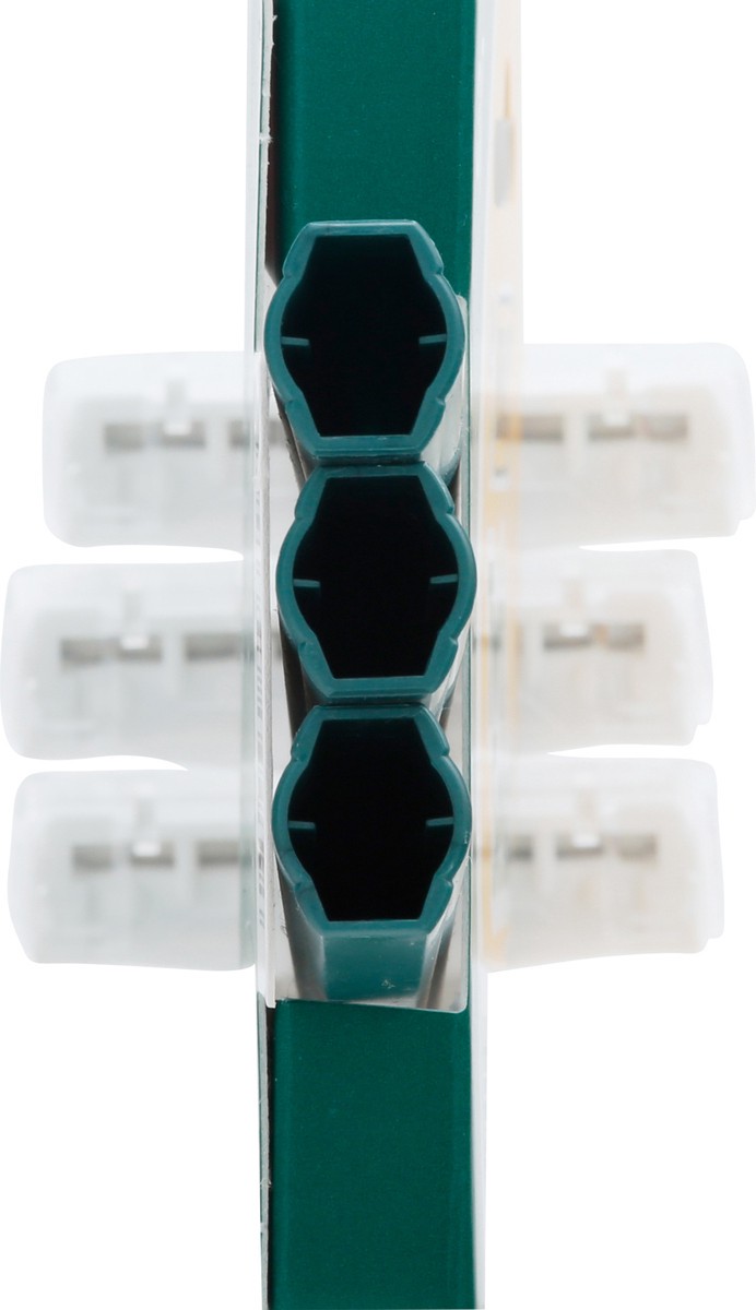 slide 9 of 11, BIC Twin Select Sensitive Skin Razors 3 ea, 3 ct