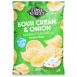 First Street Sour Cream And Onion Potato Chips